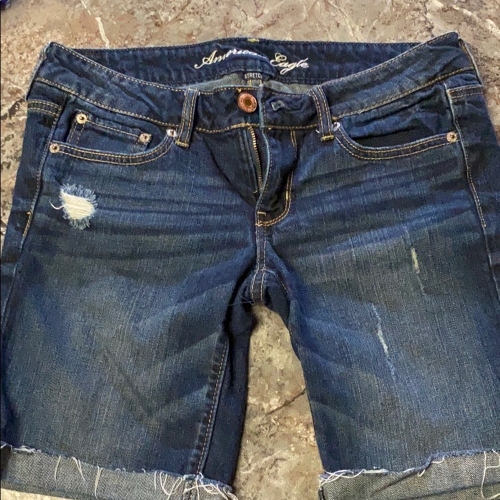 Size 6 American Eagle jean shorts